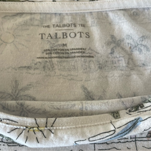 Cute Talbots coastal print tee 🌴 - Picture 5 of 8